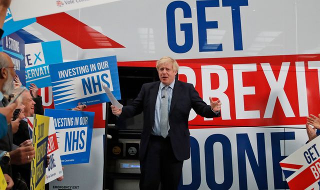 General election: Tories won't set 'arbitrary' immigration target as Jeremy Corbyn backs 'great deal of movement'
