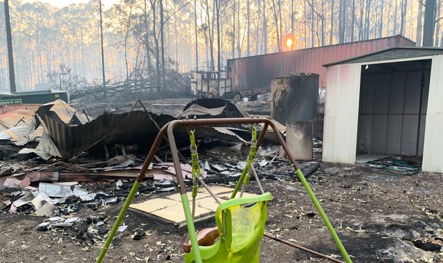 Australia bush fires: Overwhelming sense of loss as people count cost disaster