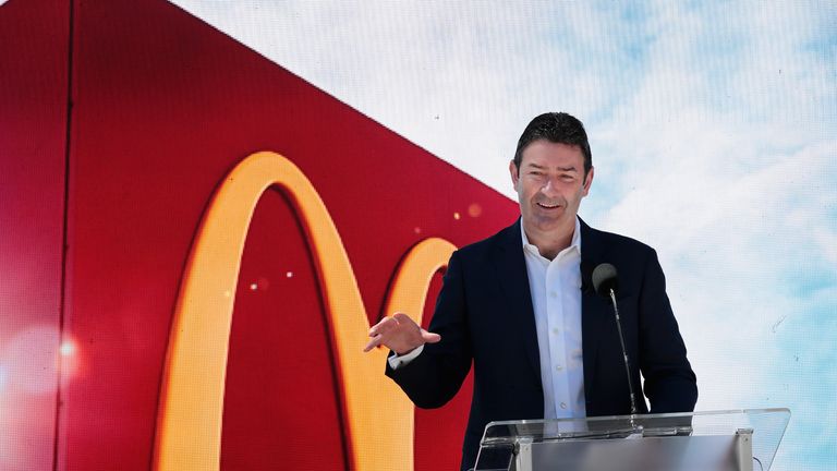 CHICAGO, IL - JUNE 04:  McDonald's CEO Stephen Easterbrook unveils the company's new corporate headquarters during a grand opening ceremony on June 4, 2018 in Chicago, Illinois.  The company headquarters is returning to the city, which it left in 1971, from suburban Oak Brook. Approximately 2,000 people will work from the building.  (Photo by Scott Olson/Getty Images)
