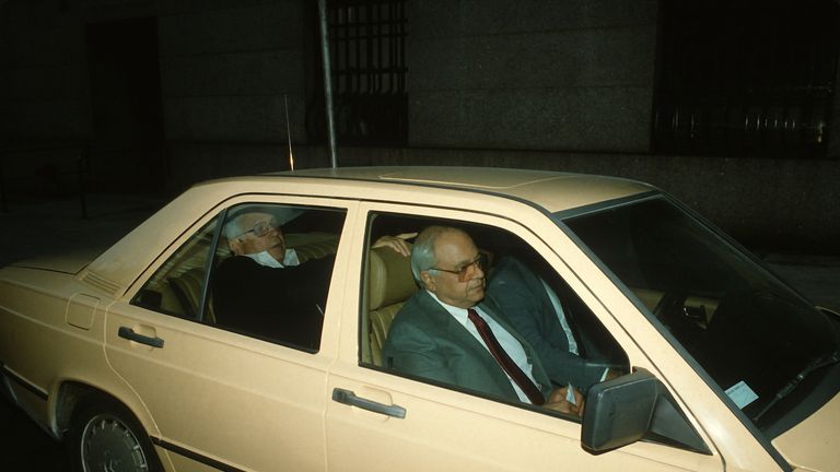 NEW YORK - SEPTEMBER : Anthony "Tony Ducks" Corallo, boss of the Lucchese crime family (back seat) and Salvatore T. "Tom Mix" Santoro, Sr., underboss of the Lucchese crime family, leave the US Federal Courthouse during the Commission Trial September 18, 1986 in New York City. (Photo by Yvonne Hemsey/Getty Images)