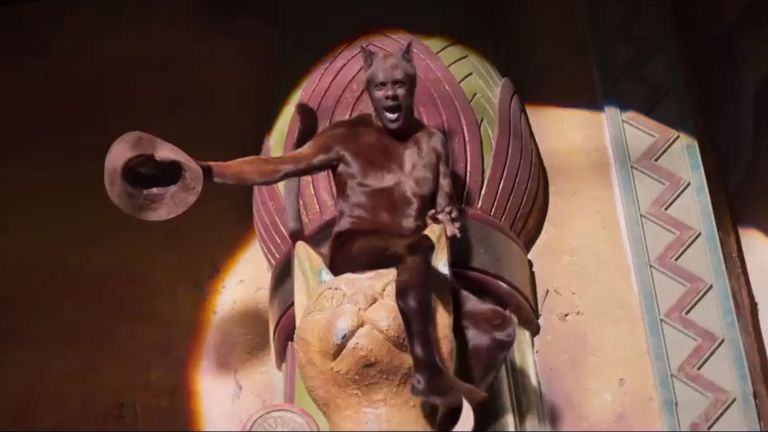 Nude Idris Elba Stars In New Trailer For Cats Movie Ents