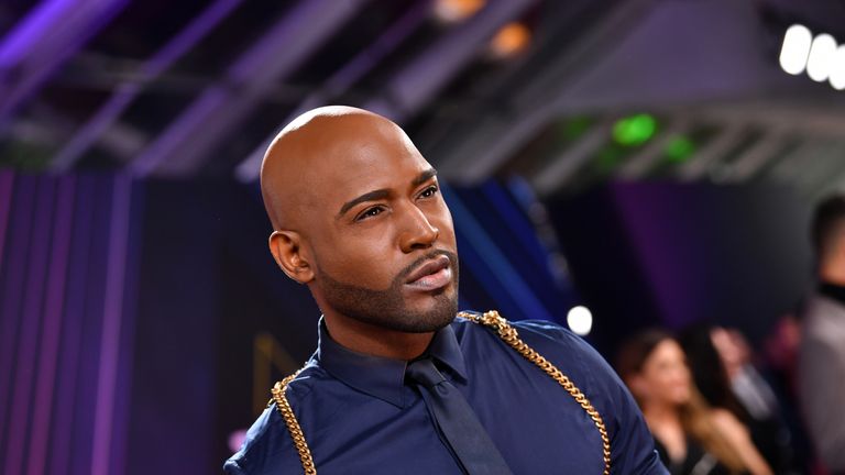 Queer Eye star Karamo Brown arrives to the 2019 E! People&#39;s Choice Awards. Pic: E! Entertainment