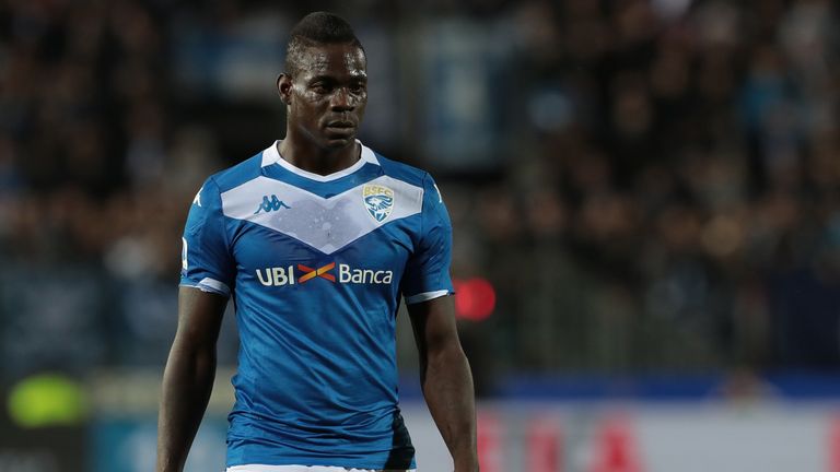 during the Serie A match between Brescia Calcio and ACF Fiorentina at Stadio Mario Rigamonti on October 21, 2019 in Brescia, Italy.