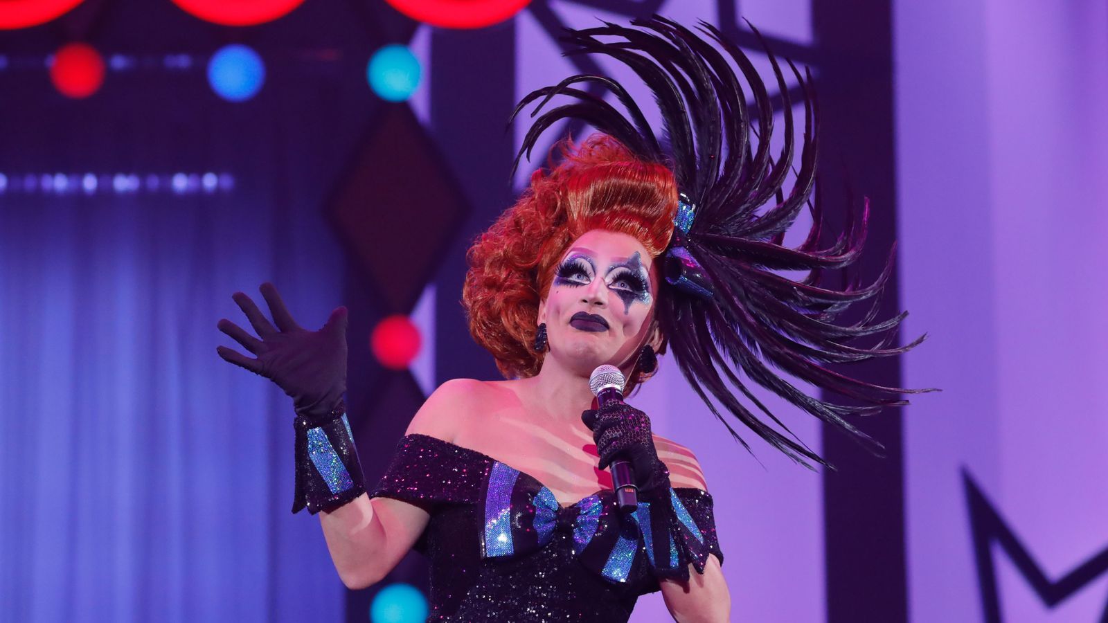 Bianca Del Rio: Drag queen shames theatregoer for filming musical | Ents &  Arts News | Sky News