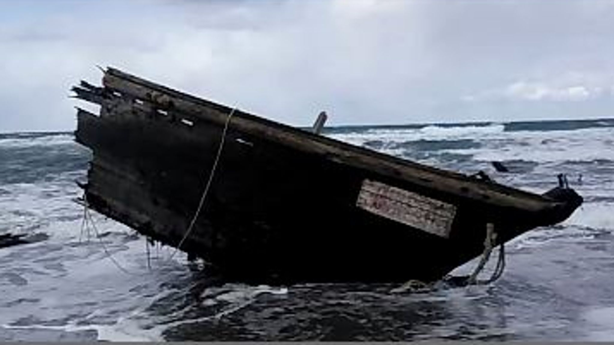 Japan Five Bodies And Two Human Heads Found On Ghost Ship