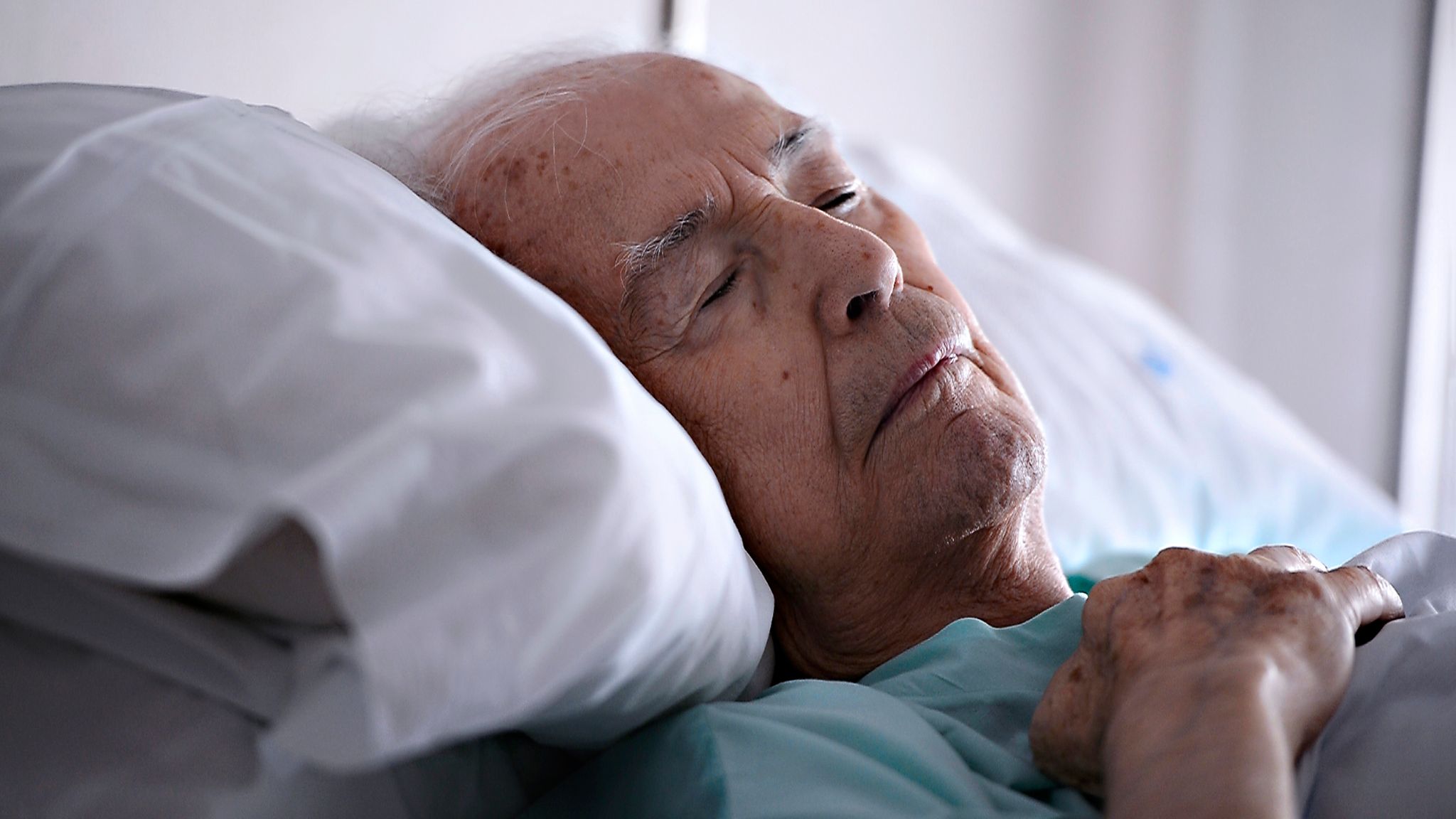 regular-extended-sleep-or-long-naps-increase-the-risk-of-stroke-says