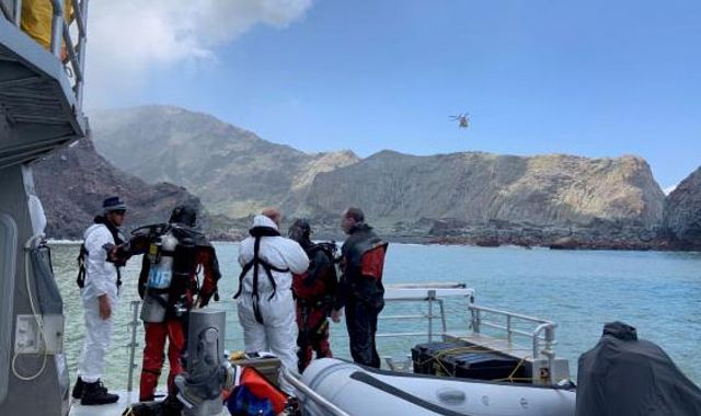 New Zealand: Divers resume search to recover remaining two volcano victims