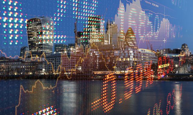 Coronavirus: FTSE 100 sees biggest fall in four years on outbreak fears