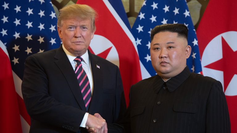 US President Donald Trump (L) shakes hands with North Korea's leader Kim Jong Un before a meeting at the Sofitel Legend Metropole hotel in Hanoi on February 27, 2019. (Photo by Saul LOEB / AFP)        (Photo credit should read SAUL LOEB/AFP via Getty Images)