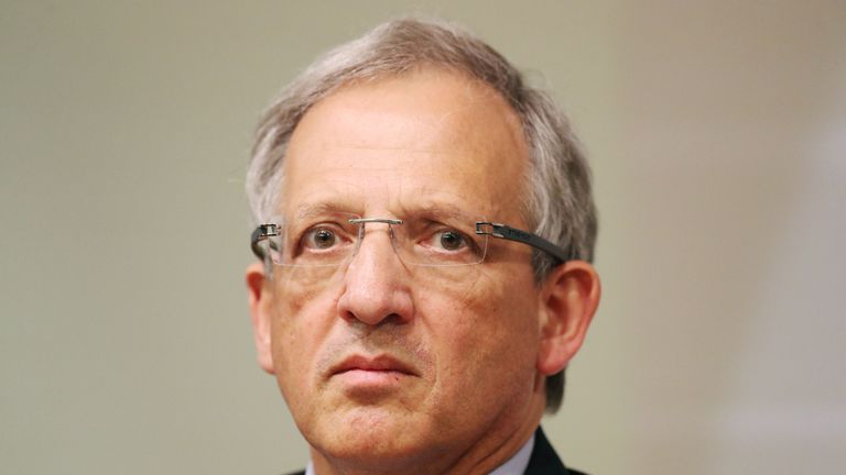 Bank of England Deputy Governor Jon Cunliffe speaks during the Bank of England Financial Stability Report at the Bank of England in Central London on June 27, 2017. / AFP PHOTO / POOL / Jonathan Brady (Photo credit must be JONATHAN BRADY/ AFP via Getty Images)