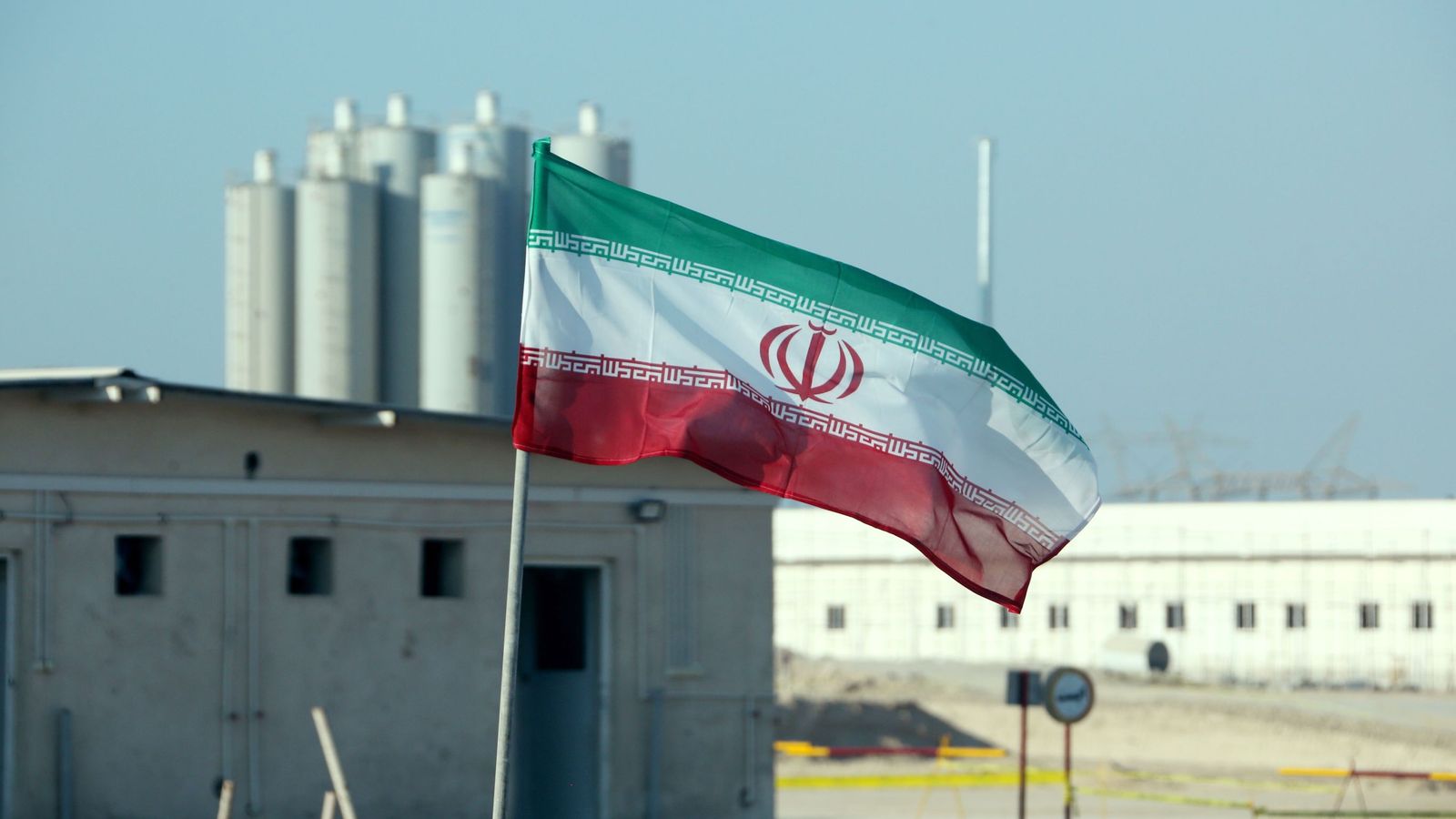Iran nuclear deal is 'on life support'
