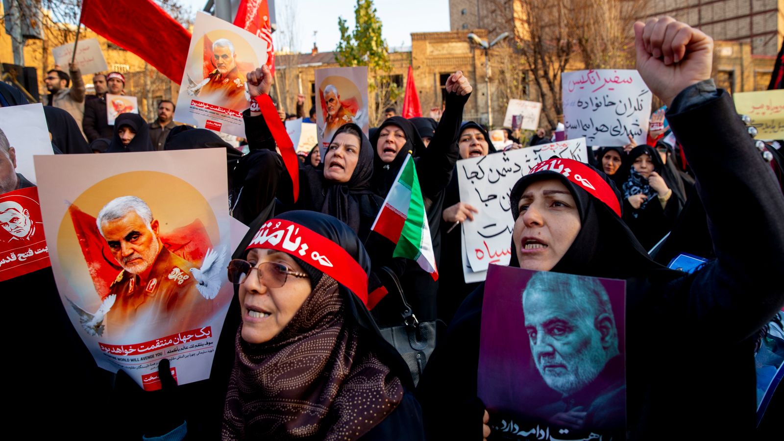 Iran protests escalate as public anger against leaders grows World