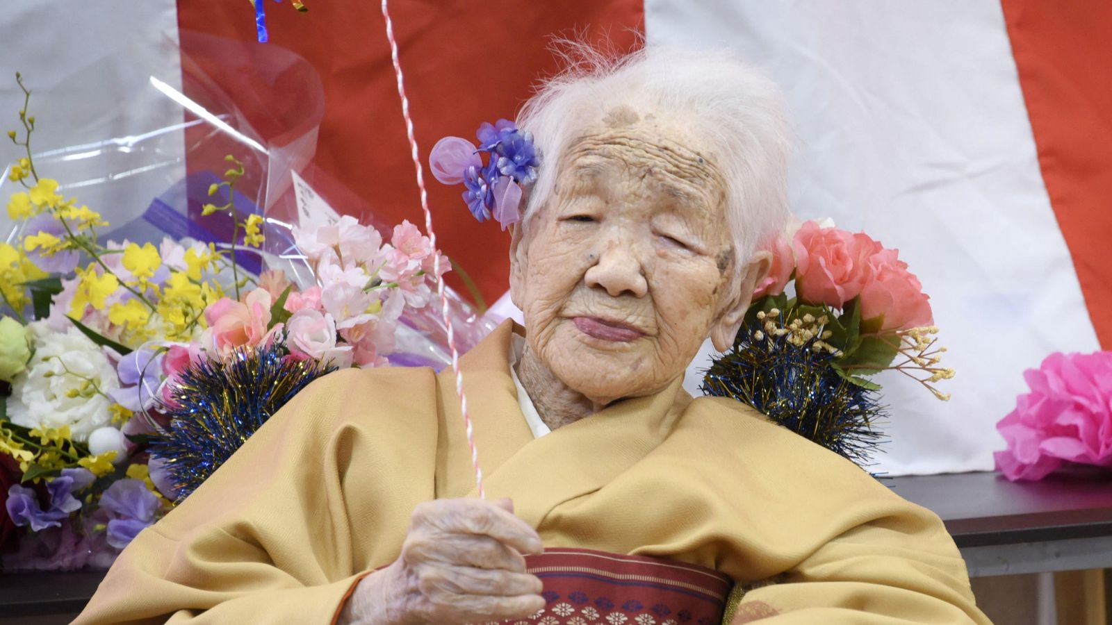 Kane Tanaka: World&#39;s oldest woman celebrates her 117th birthday | World News | Sky News