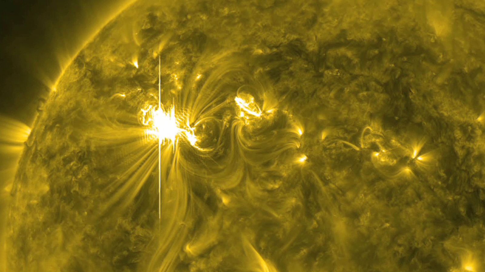 Peringatan badai geomagnetik dikeluarkan setelah 17 suar matahari meletus dari satu bintik matahari |  Berita sains dan teknologi