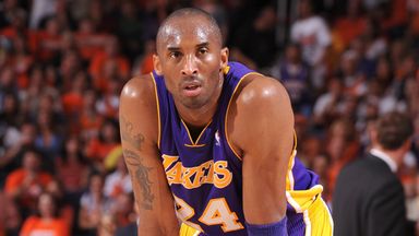 Kobe Bryant's wife posts family portrait and breaks silence after ...