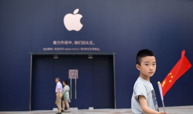 Coronavirus outbreak set to hit production of new cheaper iPhone - reports