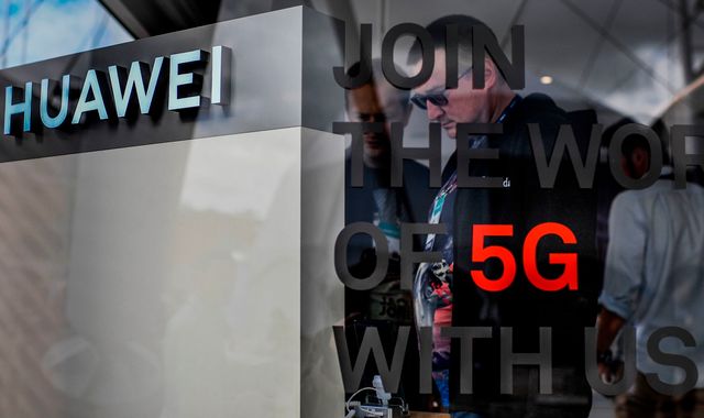 Using Huawei's 5G tech is 'nothing short of madness', UK warned