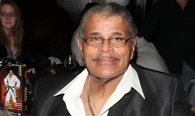 Rocky Johnson: Tributes paid as Dwayne 'The Rock' Johnson's pro wrestler father dies aged 75