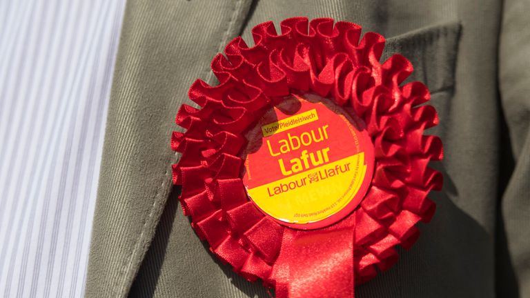 CARDIFF, WALES - MAY 10: A Labour party rosette seen as comedian Eddie Izzard campaigns for the Labour party in Mermaid Quay, Cardiff Bay on May 10, 2017 in Cardiff, Wales. A general election is to be held on June 8, 2017.  (Photo by Matthew Horwood/Getty Images)