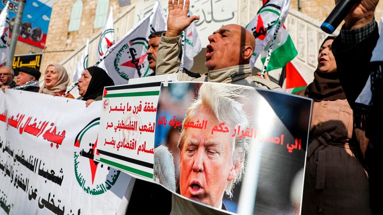 Palestinians chant slogans as they demonstrate outside the local government headquarters in Tulkarmm, west of Nablus in the occupied West Bank, on January 28, 2020 against US President Donald Trump&#39;s expected peace plan proposal. (Photo by Jaafar ASHTIYEH / AFP) (Photo by JAAFAR ASHTIYEH/AFP via Getty Images)
