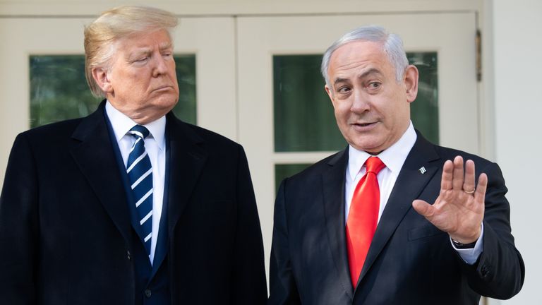 US President Donald Trump and Israeli Prime Minister Benjamin Netanyahu (R) speak to the press on the West Wing Colonnade prior to meetings at the White House in Washington, DC, January 27, 2020. (Photo by SAUL LOEB / AFP) (Photo by SAUL LOEB/AFP via Getty Images)