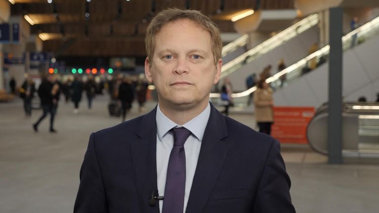 Grant Shapps says &#39;frustrated commuters will not have to wait long&#39; before action is taken