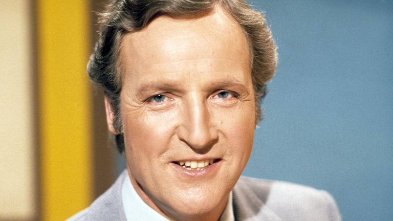 Nicholas Parsons on Sale Of The Century in 1977