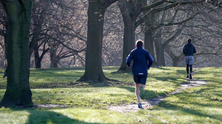 High air pressure is driving the dry, cold and sunny spell in much of the UK