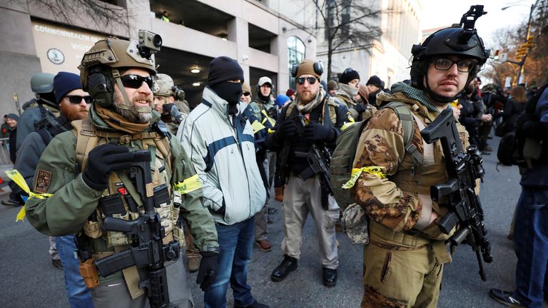 Richmond, Virginia braced for violence as thousands rally to defend gun ...