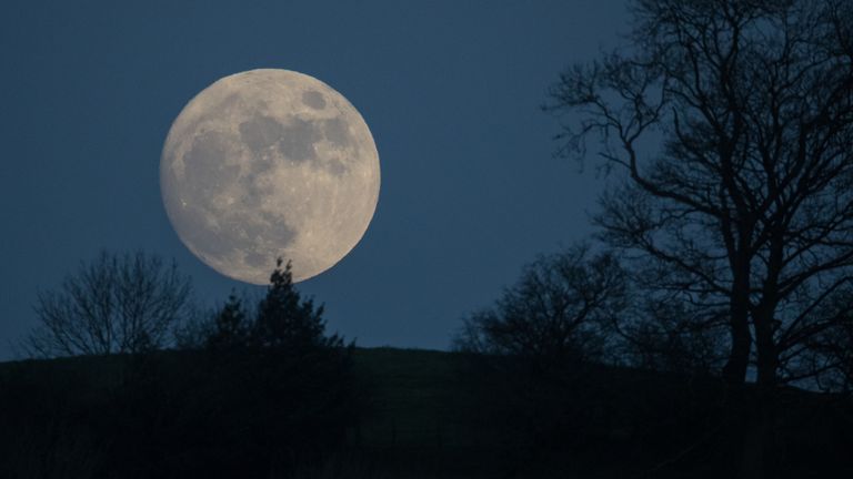 The 'wolf moon' rose above Glastonbury in January 2017 - and returns tonight