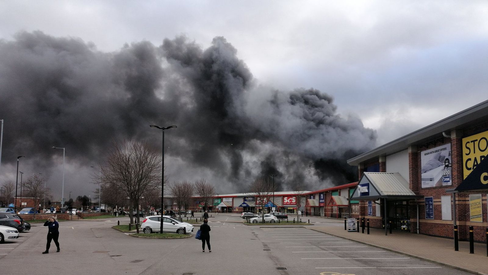Bakery fire sends plumes of smoke over Wakefield UK News Sky News