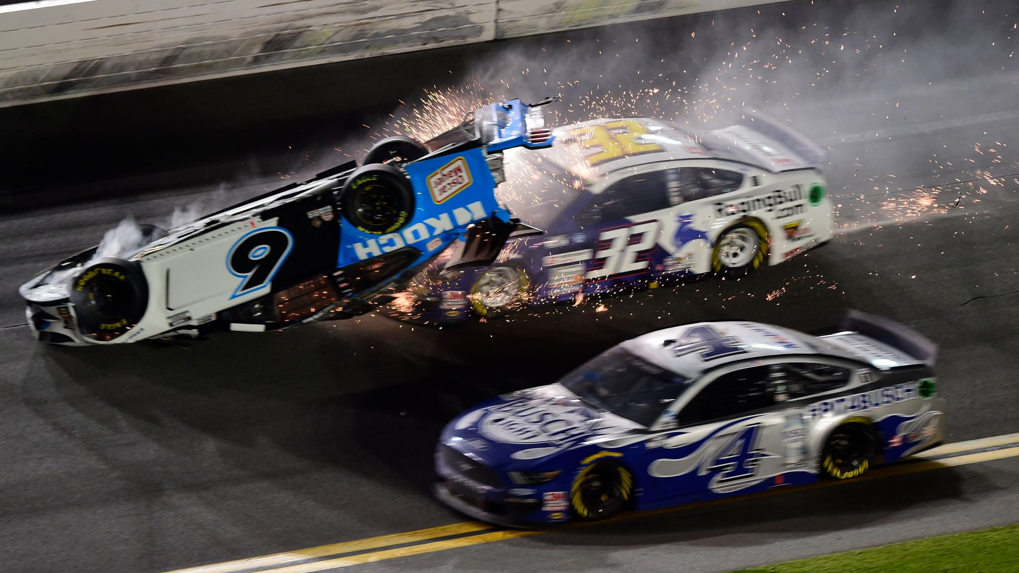 NASCAR fans watch in horror as Ryan Newman flips in 190mph Daytona 500 ...