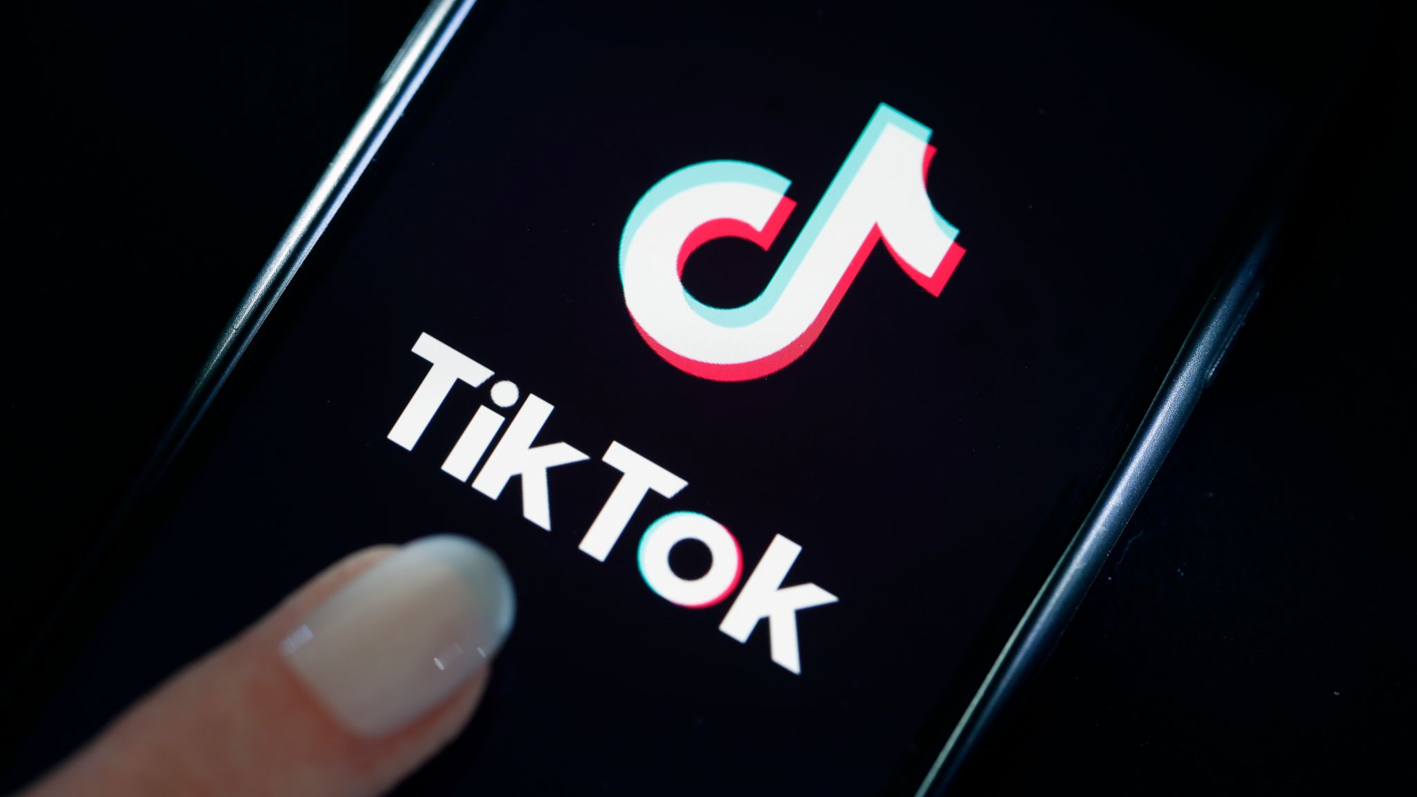 Featured image of post Is Tiktok Banned In America - A move by the indian government has shaken the world where the indian home ministry banned 59 chinese apps including tiktok on monday i.e.
