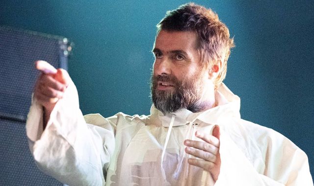 Liam Gallagher demands Oasis reunion to help NHS 'when all this is over'
