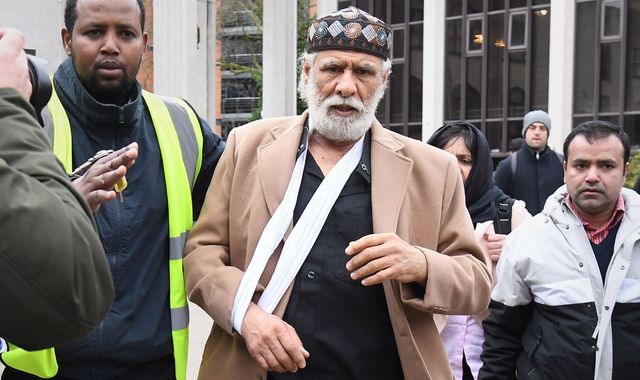 Prayer leader back at London mosque less than 24 hours after stabbing