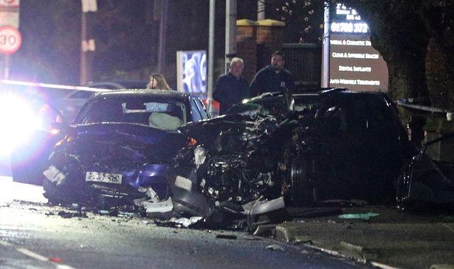 Romford: Man and woman killed in eight-vehicle crash