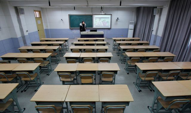 Coronavirus: What is the advice for schools in containing the outbreak?