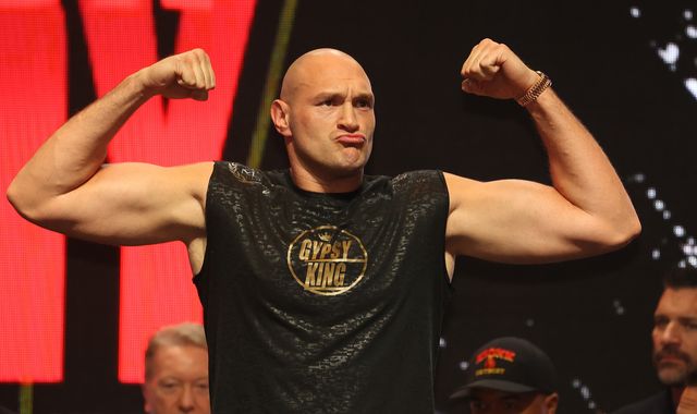 Wilder v Fury 2: Tyson Fury three stone heavier that Deontay Wilder ahead of heavyweight rematch