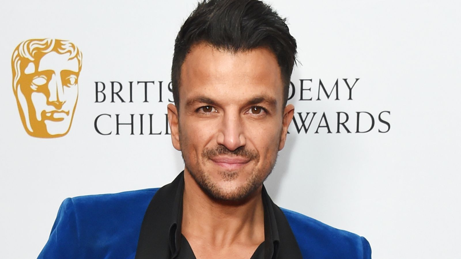 Peter Andre denies refusing to touch fans over coronavirus fears | Ents ...