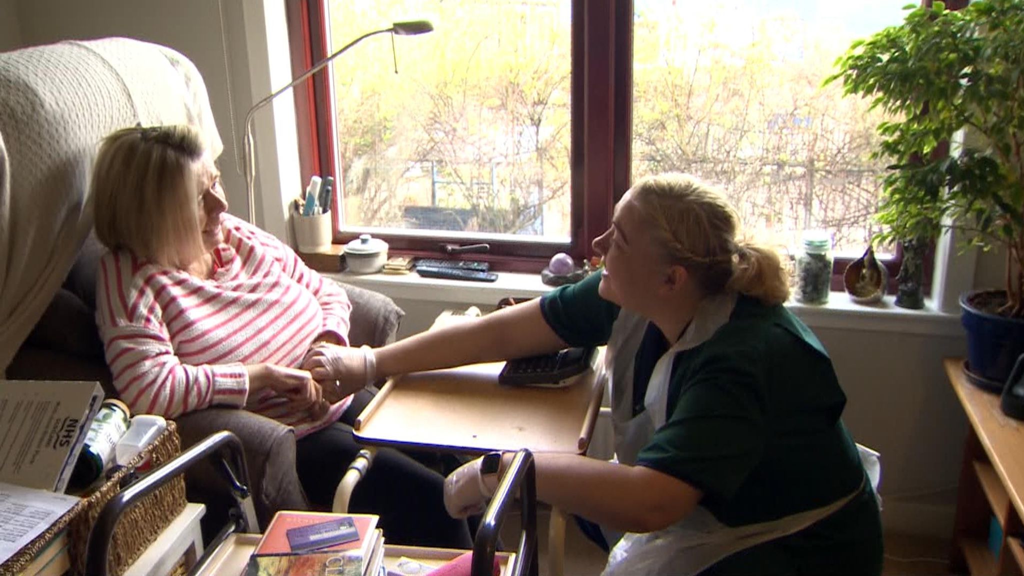 covid-19-carers-acting-as-a-lifeline-for-the-vulnerable-and-in