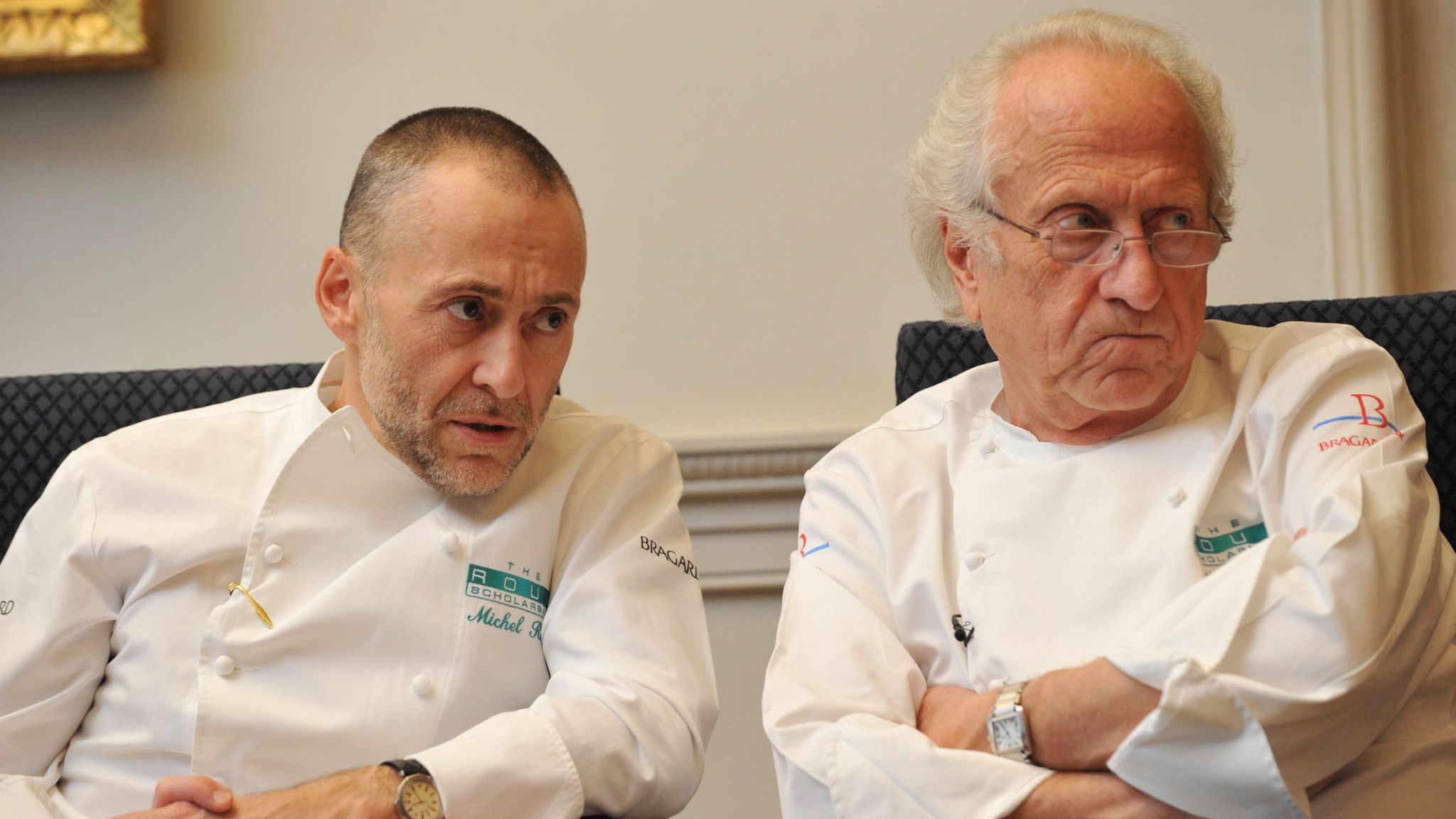 Michel Roux: Tributes paid as world-renowned chef and restaurateur dies 