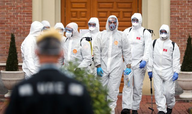 Coronavirus: Spain deaths surge by 832 in 24 hours