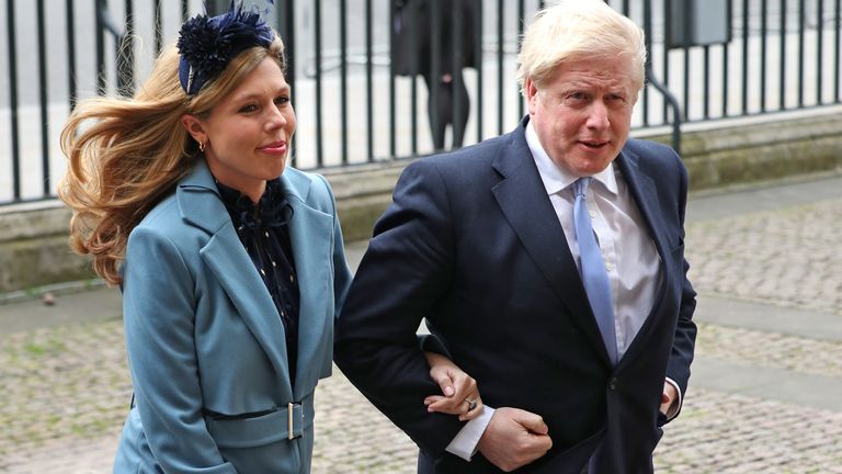 Boris Johnson and his pregnant fiance Carrie Symonds arrive at Westminster Abbey