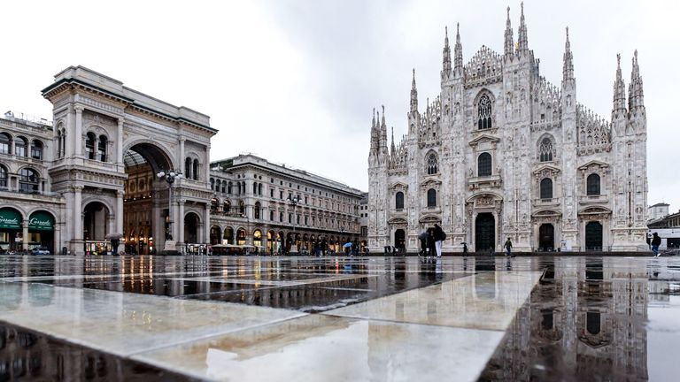 A picture shows the deserted Piazza Duomo in Milan, on March 5, 2020.