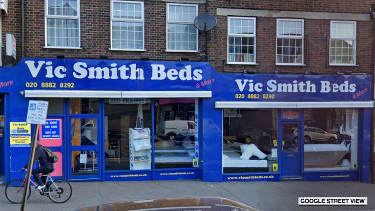 Vic Smith Beds in Southgate