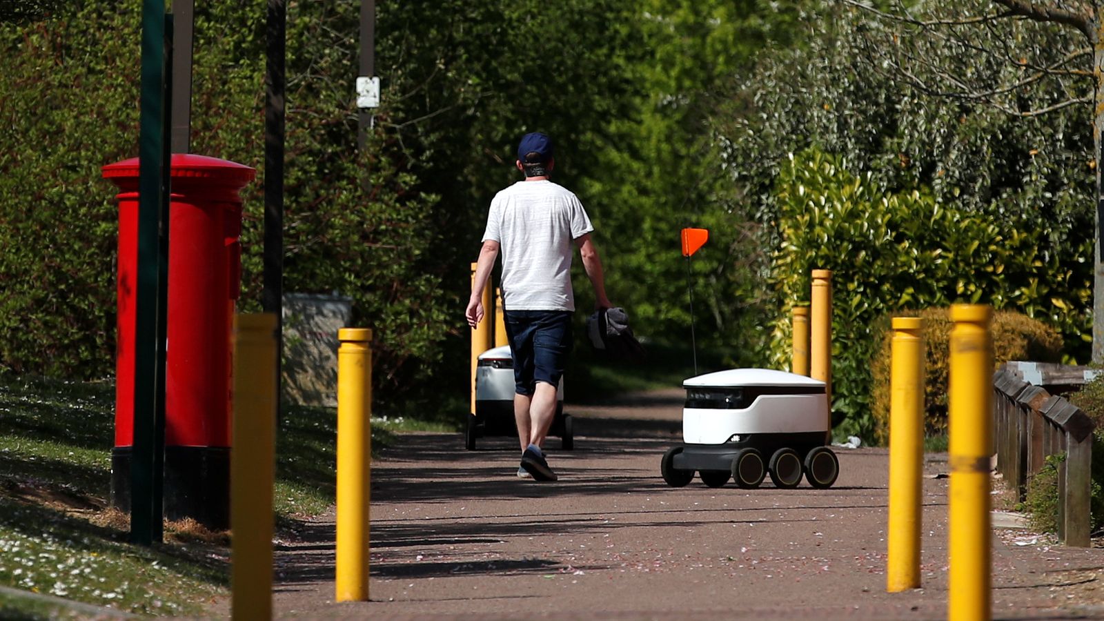 Coronavirus Robots in Milton Keynes deliver shopping to NHS workers