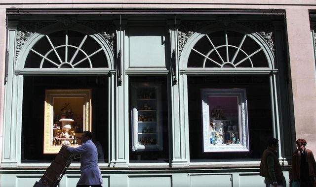 Coronavirus: Queen's grocer Fortnum furloughs 700 staff
