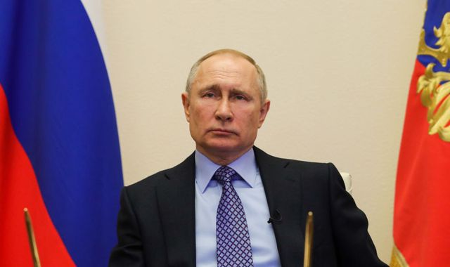 Coronavirus: Putin seeks political point-scoring in COVID-19 world crisis