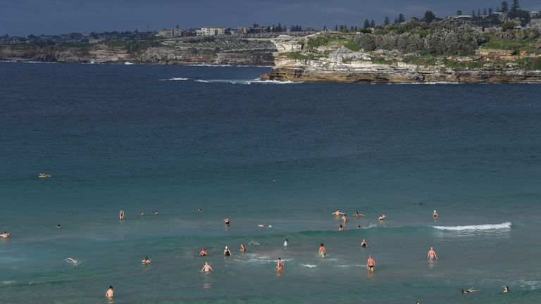 Waverley Council reopens Bondi, Bronte and Tamarama beaches with COVID-19 social distancing rules still in place