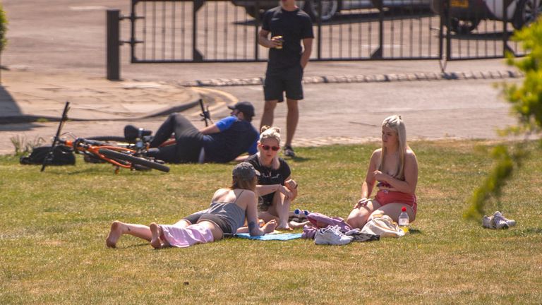 MANCHESTER, ENGLAND - APRIL 25: People enjoy the warm weather in Castlefield in central Manchester on April 25, 2020 in Manchester, United Kingdom. The British government has extended the lockdown restrictions first introduced on March 23 that are meant to slow the spread of COVID-19. (Photo by Anthony Devlin/Getty Images)
